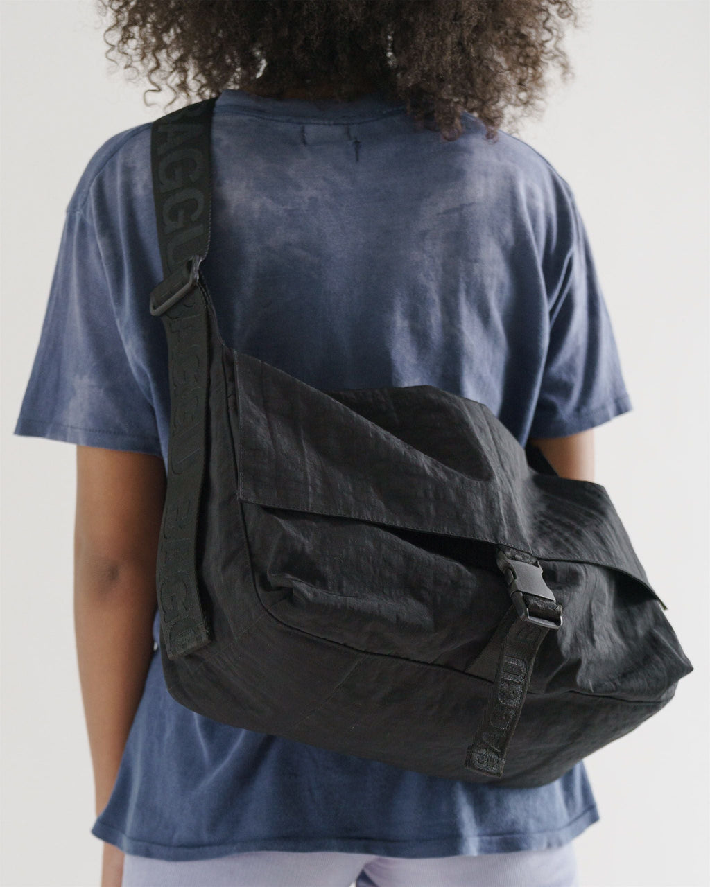 Sport Messenger Bag - Black
