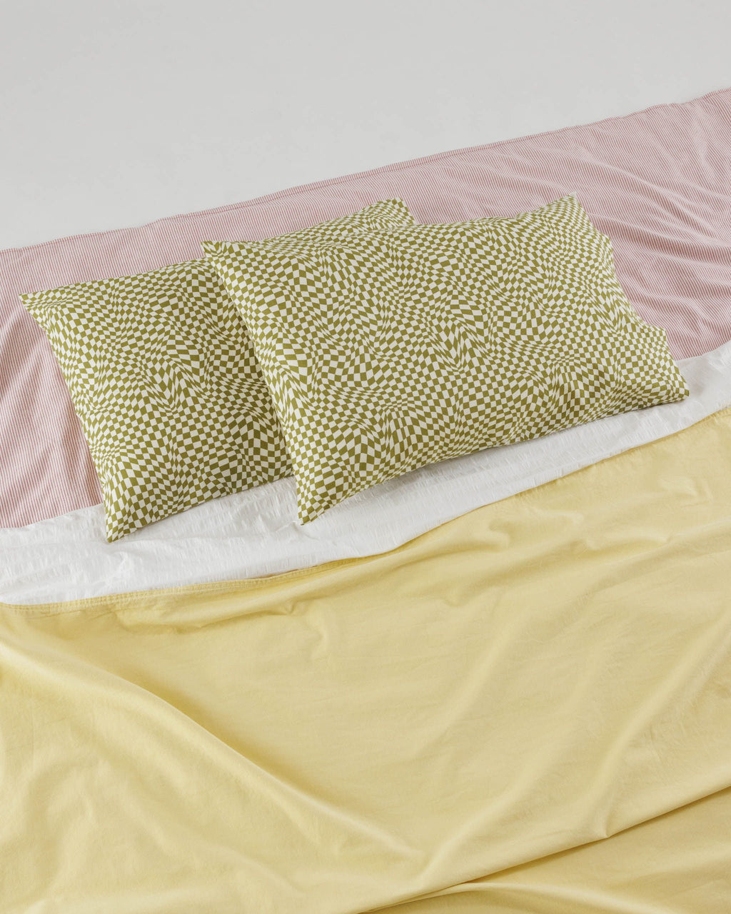 Pillow Case Set of 2 - Moss Trippy Checker