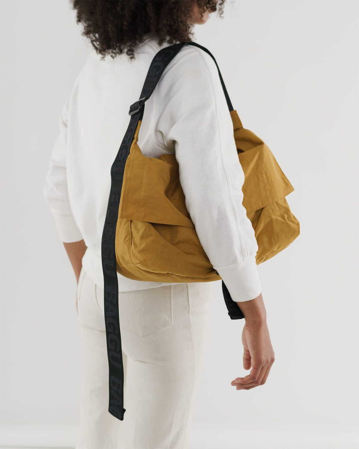 Sport Messenger Bag - Camel
