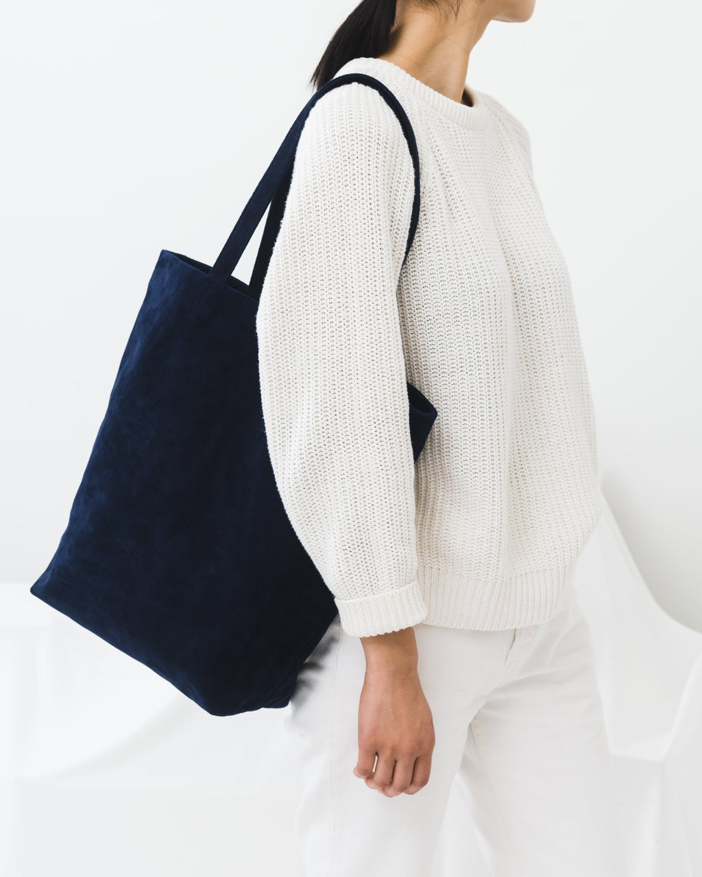 Basic Tote - Midnight Suede