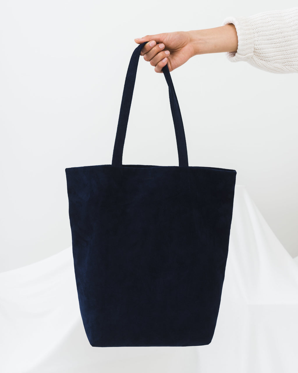 Basic Tote - Midnight Suede