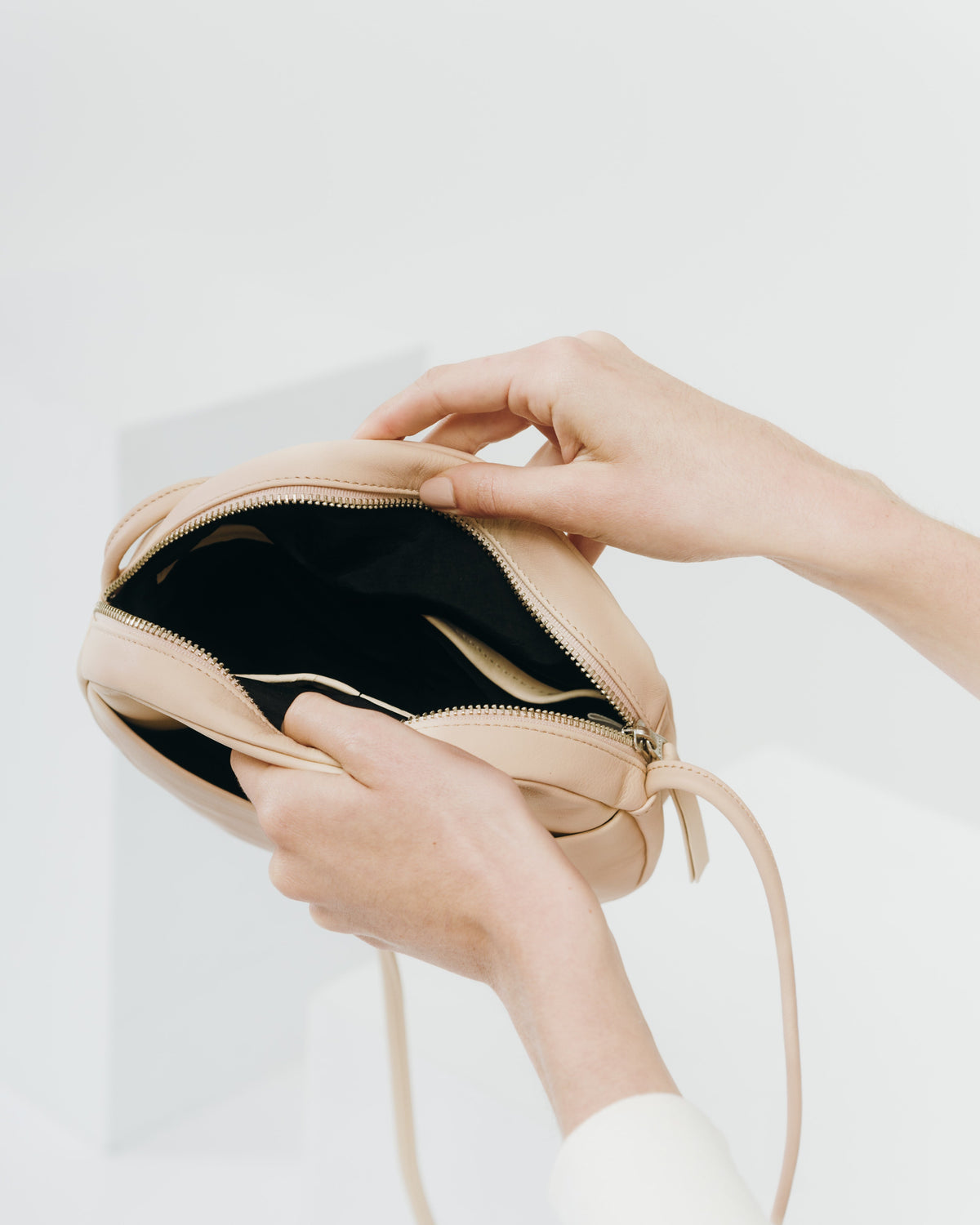 Circle Purse - Natural