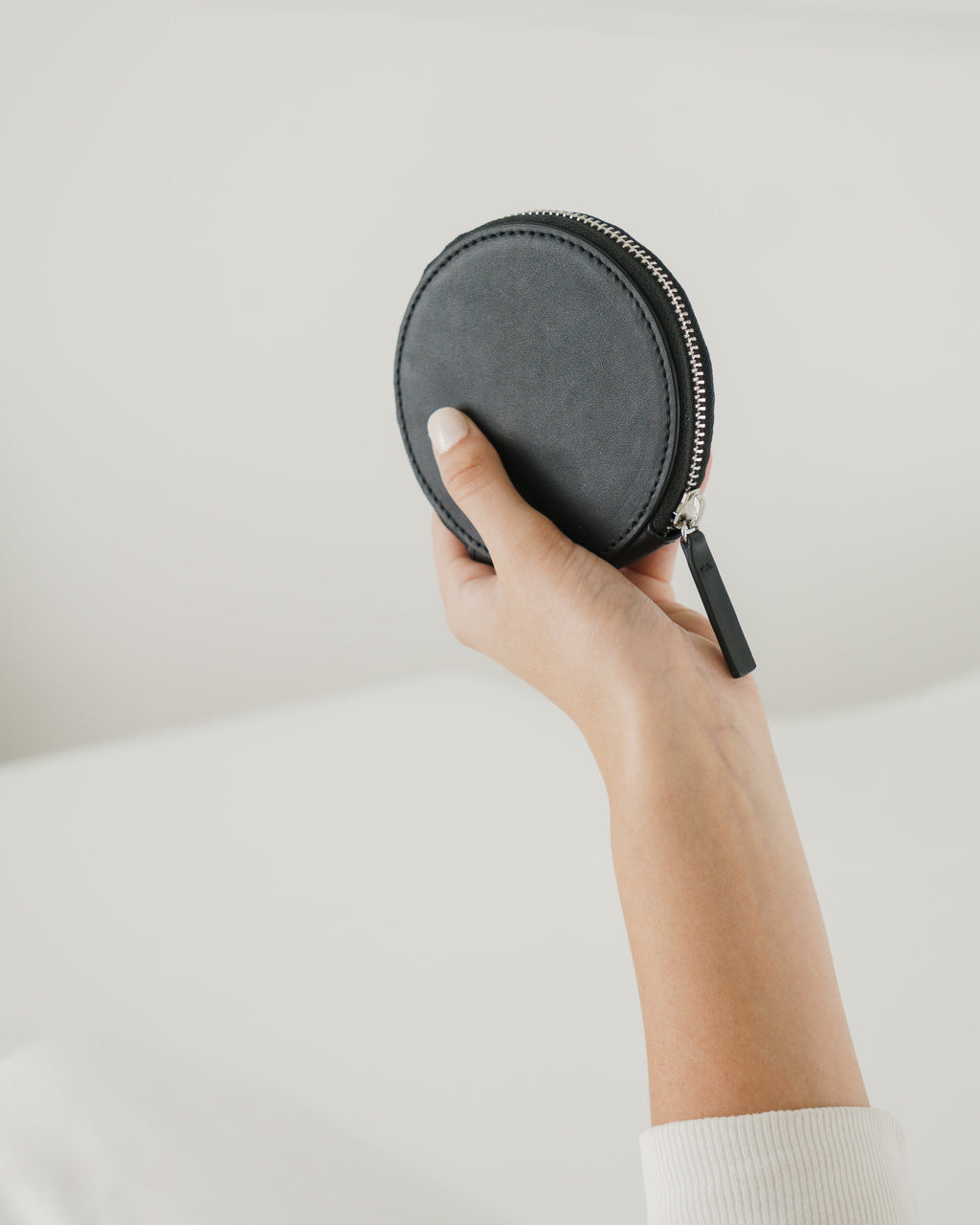 Circle Wallet - Black