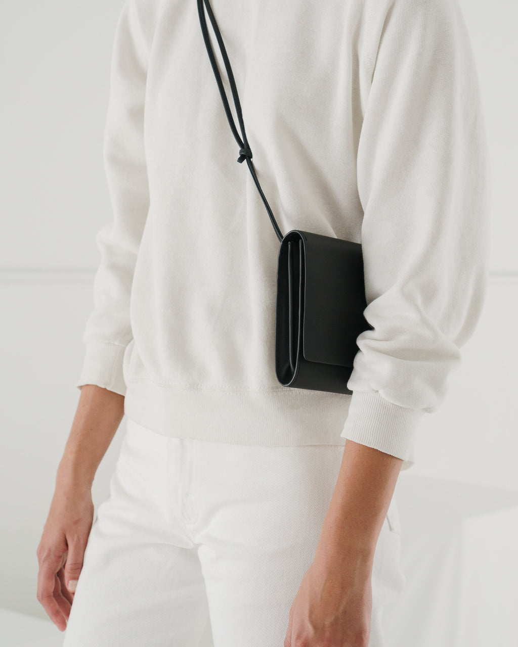 Compact Purse - Black