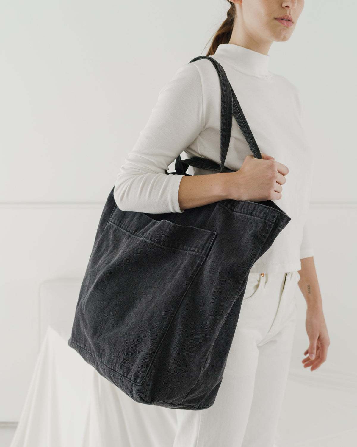 Giant Pocket Tote - Washed Black