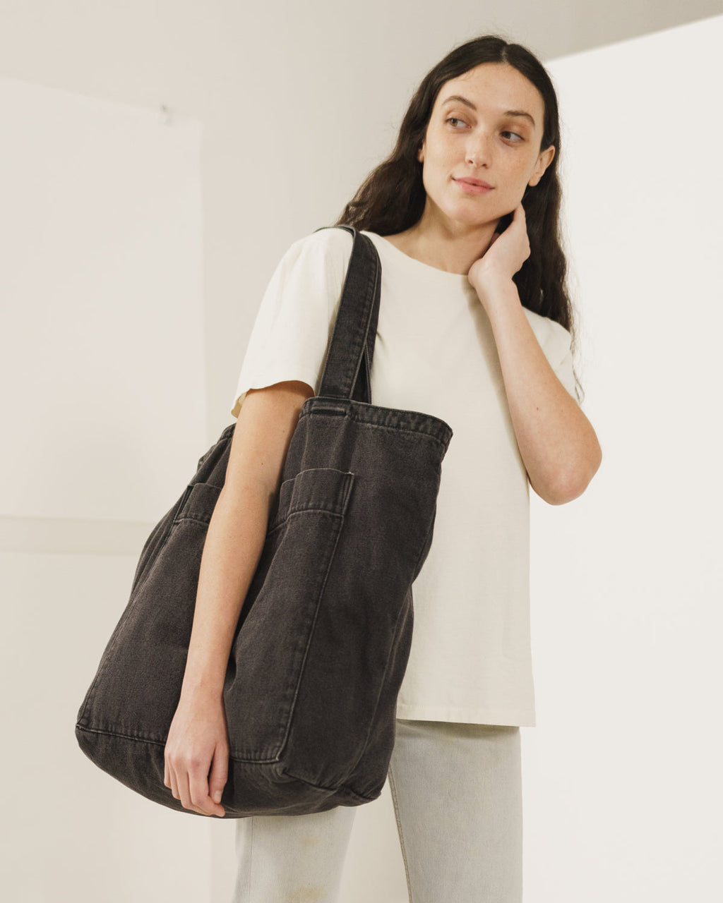 Giant Pocket Tote - Washed Black