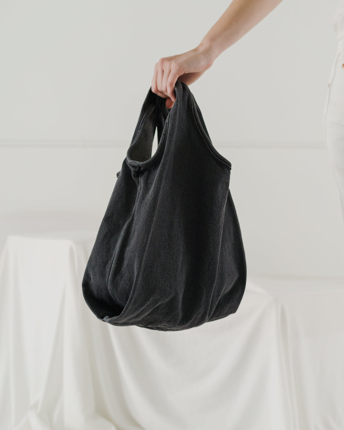 Medium Baggu - Washed Black