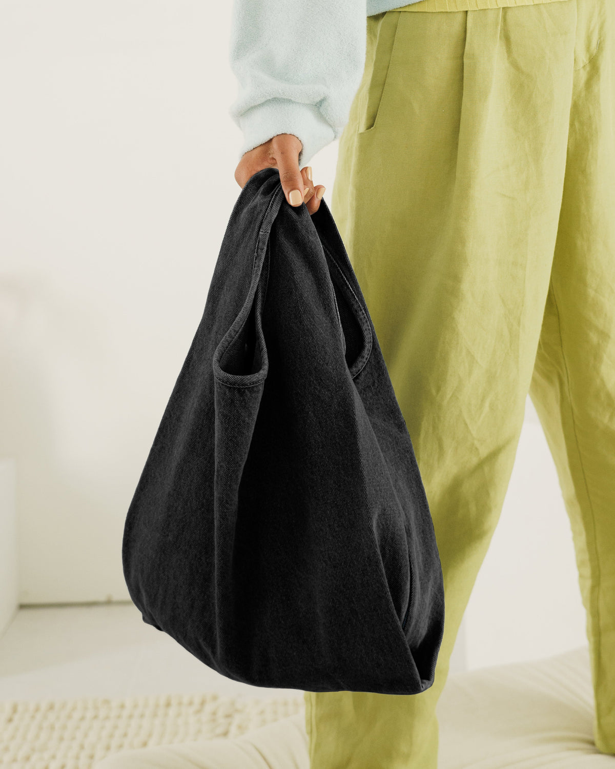 Medium Baggu - Washed Black