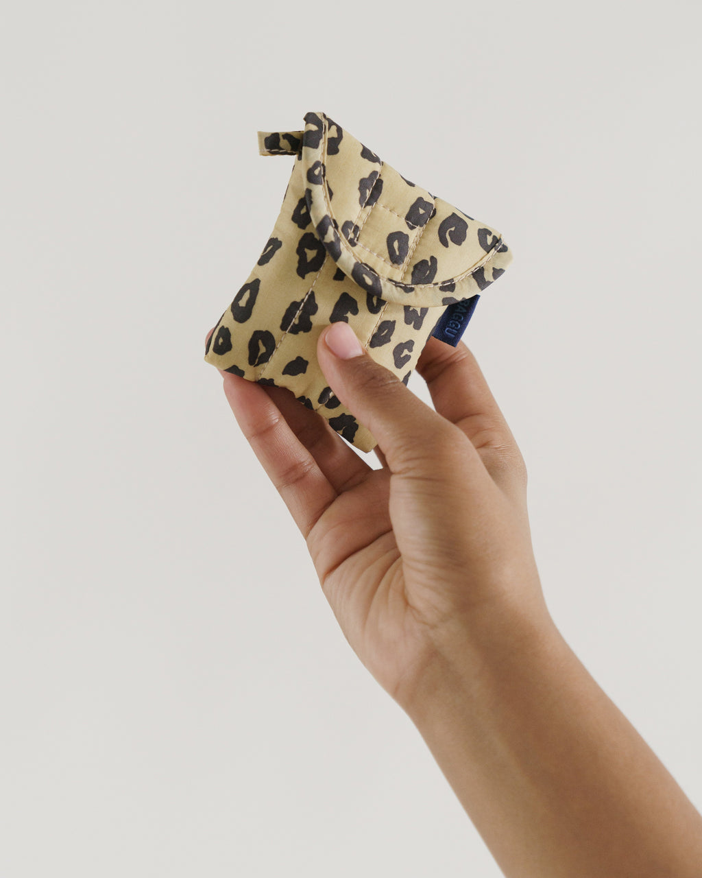 Puffy Earbuds Case - Honey Leopard