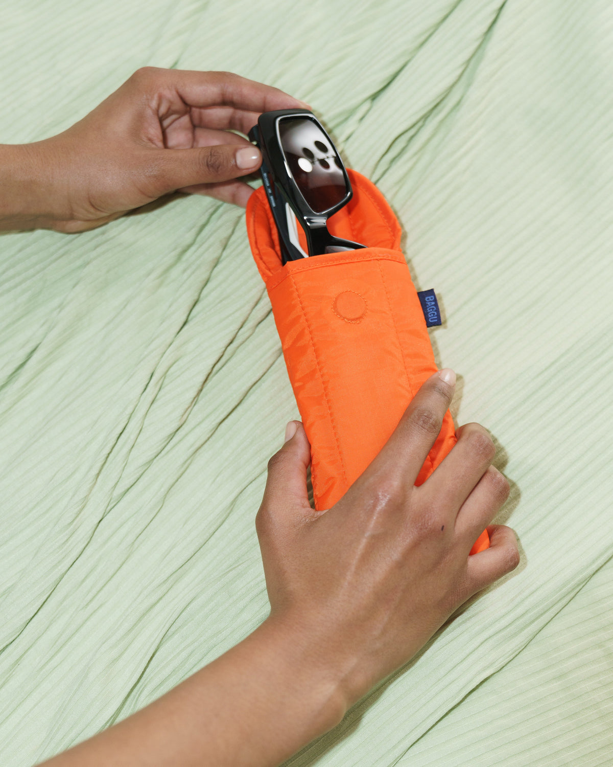 Puffy Glasses Sleeve - Orange