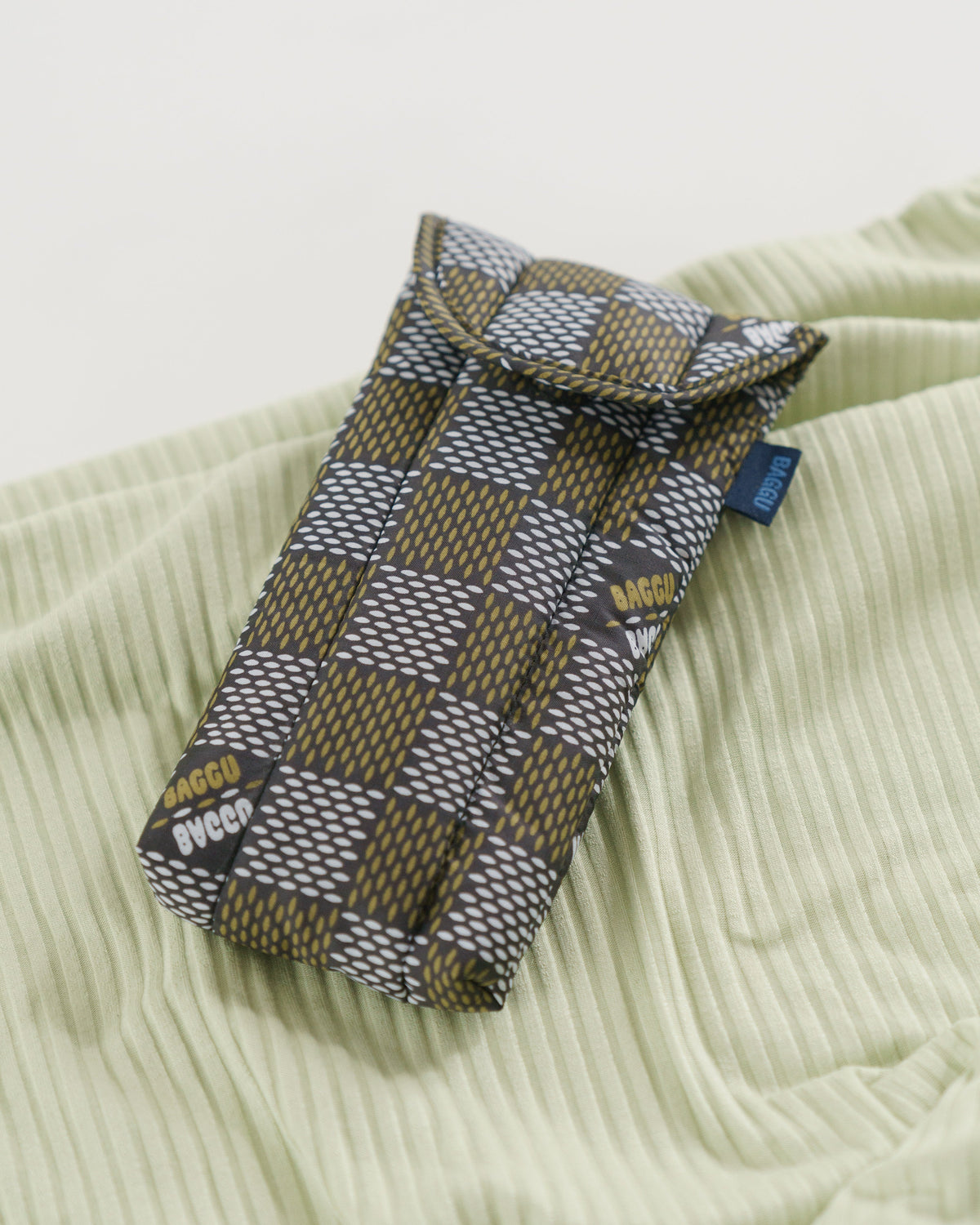 Puffy Glasses Sleeve - Woven Check