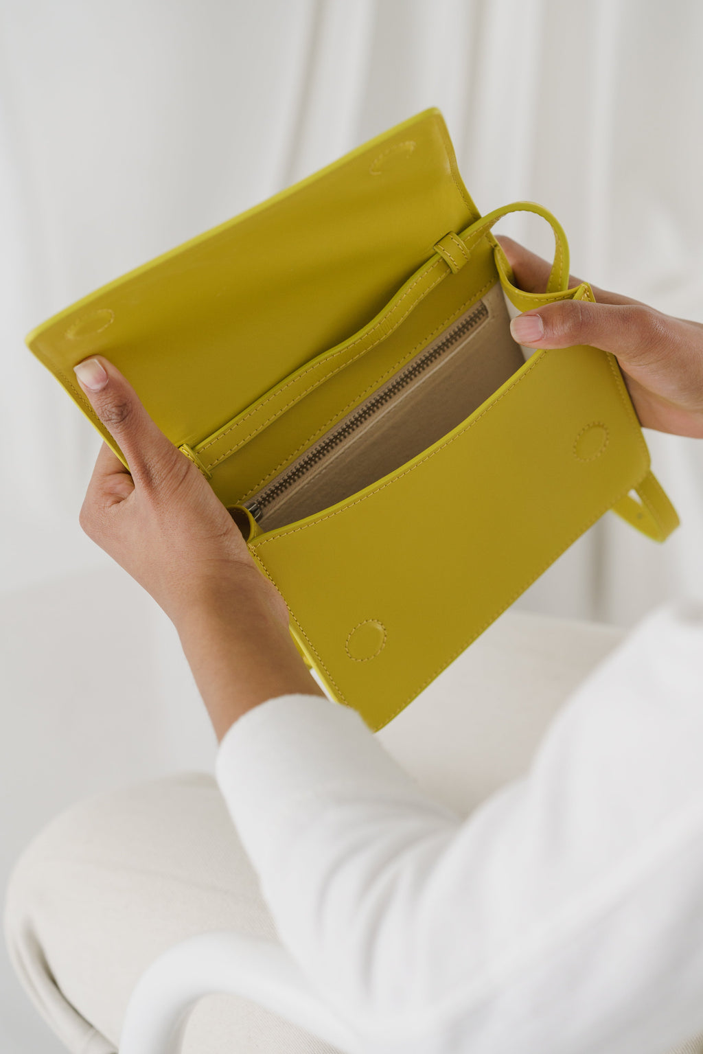 Small Structured Crossbody - Citron