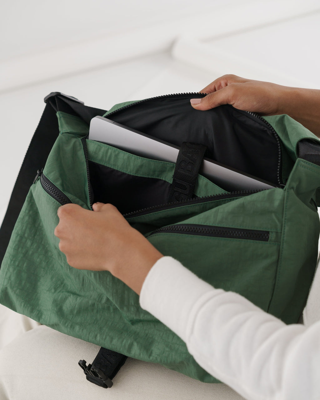 Sport Messenger Bag - Eucalyptus