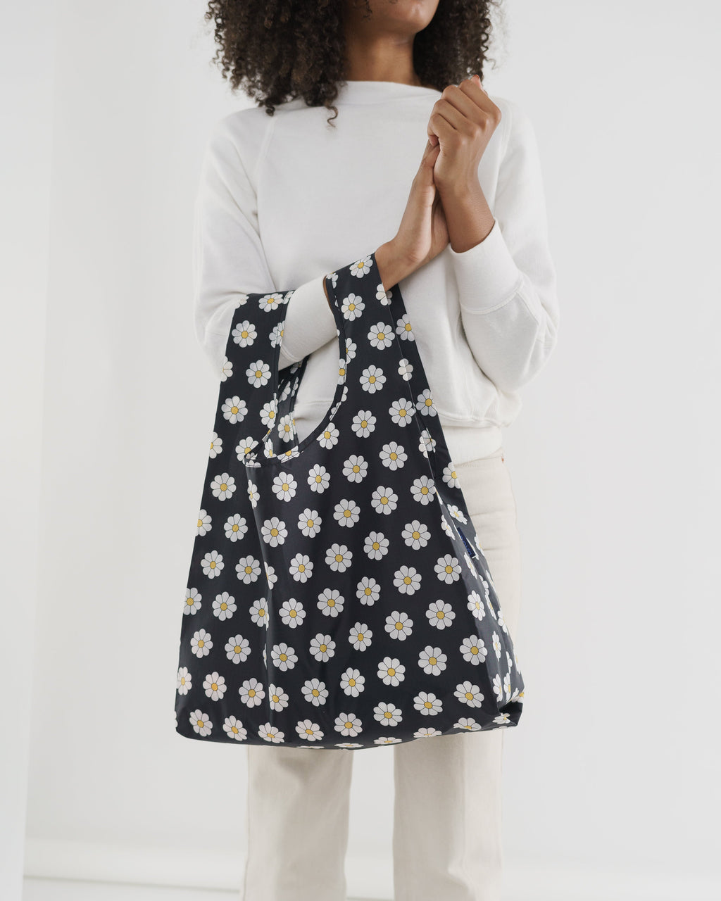 Standard Baggu - Black Daisy &nbsp;