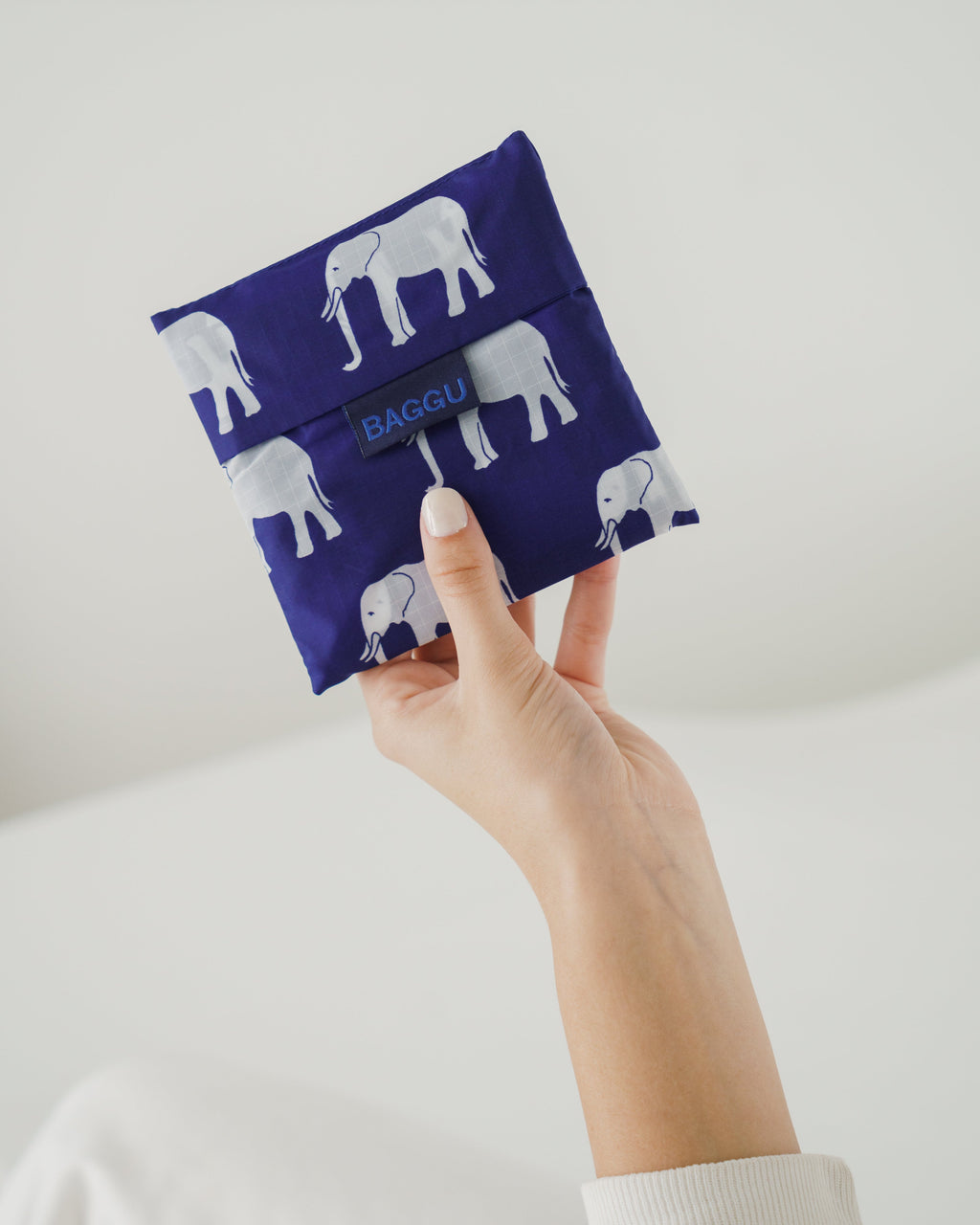 Standard Baggu - Blue Elephant