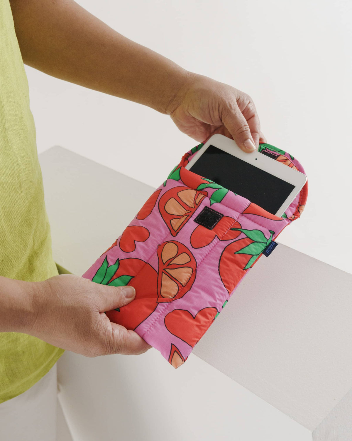 Puffy Tablet Sleeve 8" - Tomatoes