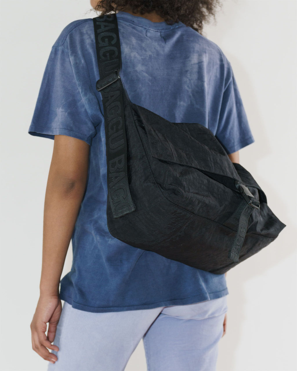 Sport Messenger Bag - Black
