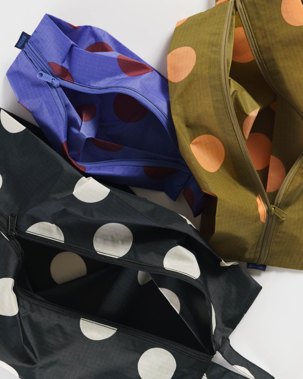 3D Zip Set - Floating Dots